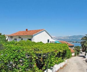 Apartment Klaric (TGR306) Trogir Croatia