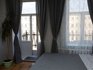 Апартаменты с 2 Балконами на Лиговском проспекте.