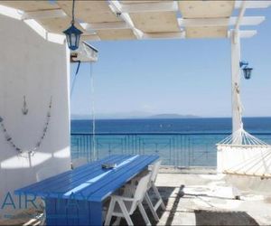 PentHouse & Apartments By The Sea Near Airport Loutsa Greece