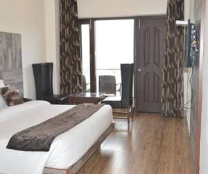 Hotel Seven Oaks Mallroad Mussoorie India