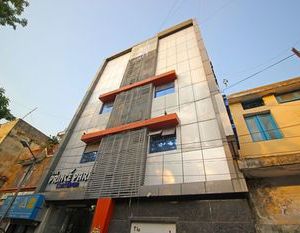OYO Flagship 465 Vadapalani AVM Studio 2 Chennai India