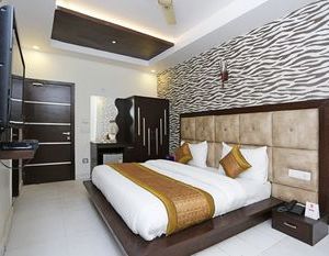 OYO 8902 Hotel Ronald Inn Faridabad India