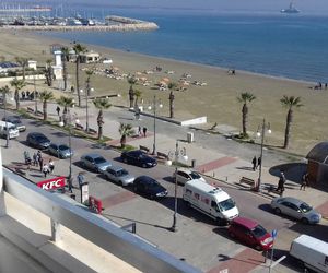 Palm Sea - Sea View Apartment Larnaca Cyprus