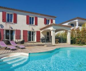 Four-Bedroom Holiday Home in Aigues-Mortes Aigues-Mortes France