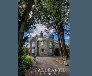 Taldraeth - Old Vicarage Guest House Penrhyndeudreath United Kingdom