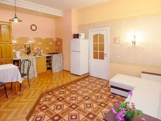 Квартира на Площади Восстания
