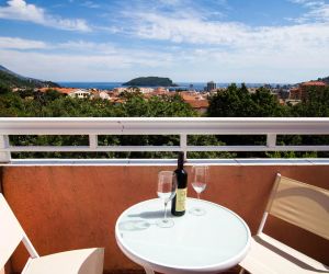 Dom Apartments Becici Montenegro