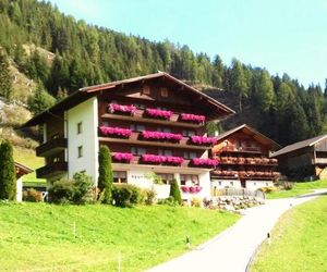 Pension Ledererhof St. Jakob im Defereggen Austria