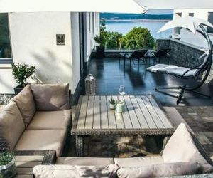 The View Luxury Apartment Dramalj Dramalj Croatia