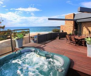 Jedda 5 - Oceanview 3 BDRM Penthouse with Rooftop Spa Mooloolaba Australia