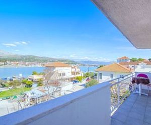 Apartments and Rooms Villa Jadran Trogir Croatia