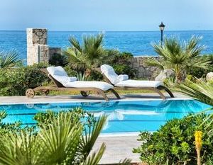 Cretan Beachfront Villas Analipsi Greece