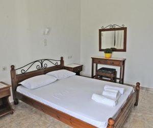 Morfeas Hotel Plaka Greece