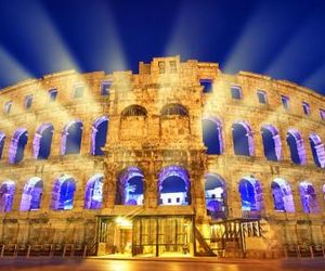 Lusyhouse Pula Croatia