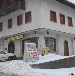 NearBy Hotel