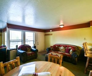 Wolf Lodge Condo #302 near Powder Mountain, Snowbasin and Pineview in Eden Utah Eden United States