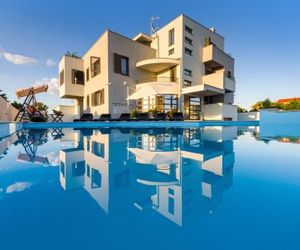 Apartments Menalo Nin Croatia