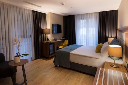 Hotel Photo 8