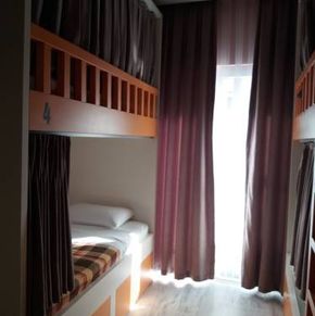 NearBy Hotel