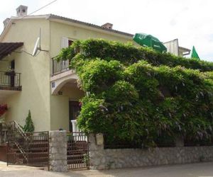 Apartments in Porat/Insel Krk 13155 Porat Croatia