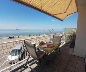 APARTMENT BY THE SEA Bed by the Sea Vlissingen Netherlands