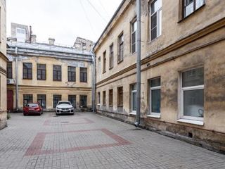Студии 1912 у Исаакиевской площади