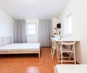 Guesthouse Slavia - apartmány s vinným sklípkem Mikulov Czech Republic