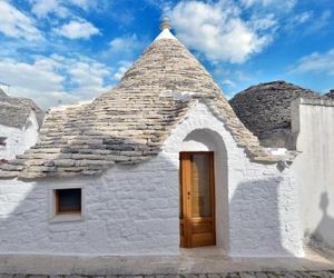 Suite Curcuma Alberobello Italy