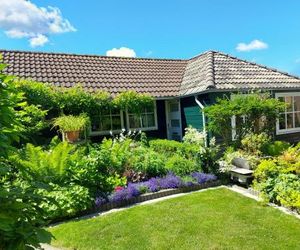 Holiday Home Canal View Alkmaar Netherlands