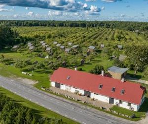 Vetsi Talli Holiday Village Kassaare Estonia