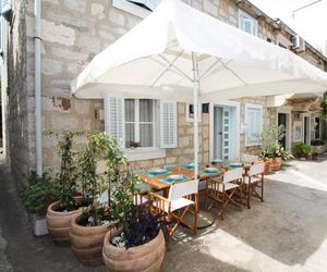 Apartment House Art Bol Bol Croatia