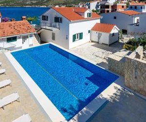 Apartments Modri Dragulj Razanj Croatia