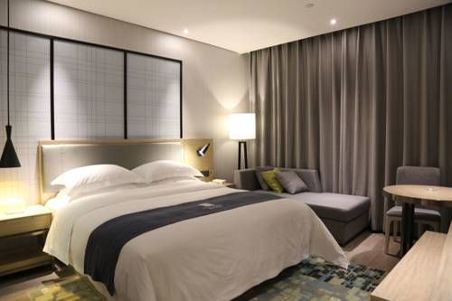 Echarm Hotel (Nanning Nanhu Square)