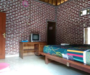 Pondok Wisata Ceti 5 Munduk Indonesia