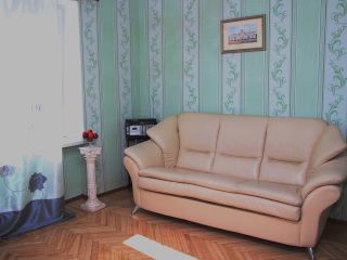 Сдаю 2х к. кв. рядом с центром