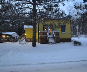 La Maison jaune de Chute-Saint-Philippe Ferme-Neuve Canada