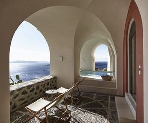 Villa Bordeaux Fira Greece