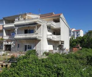 Apartments with a parking space Podstrana (Split) - 13555 Podstrana Croatia