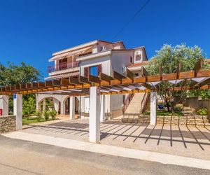 Apartments Balić - Pinezići, Krk Pinezici Croatia