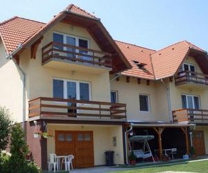 Lala Apartmanok Balatonboglar Hungary