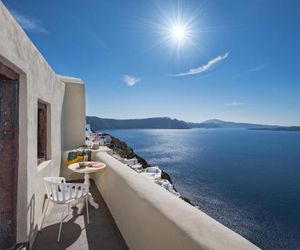 Aerie House Oia Greece
