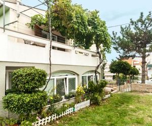Apartment and Room Bonefacic Baska Croatia