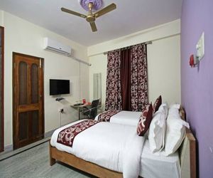 OYO 4988 Laksh Guest House Patna India