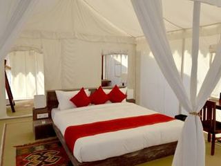 Фото отеля Dhora Desert Resort & Camp