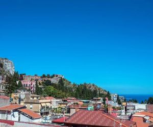 Casa Naumachie Taormina Italy