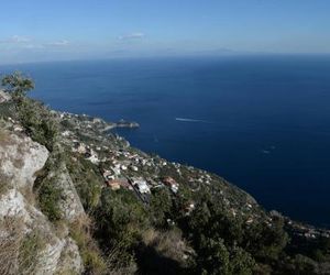 A due passi dalla costiera Agerola Italy