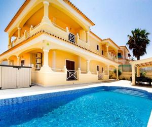 Villa Alice - Free Wifi & Air co & Swimming pool - by bedzy Montechoro Portugal