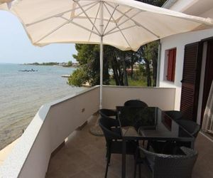 Apartments "Sunrise" Privlaka Croatia