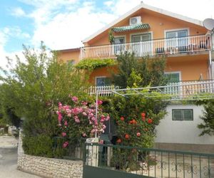 Svetin Apartments Grebastica Croatia