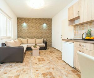Apartments Fillip Petrovac Montenegro